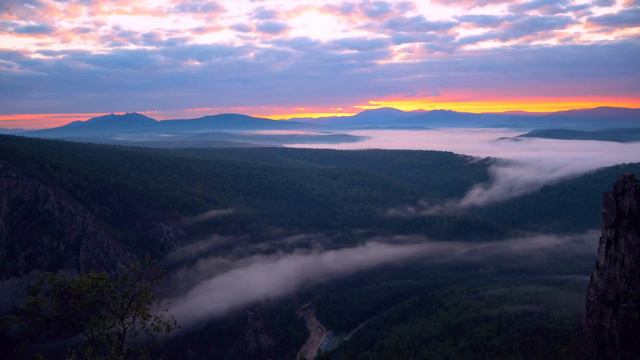 Рассвет на Айгире. Утренний туман. смотреть онлайн