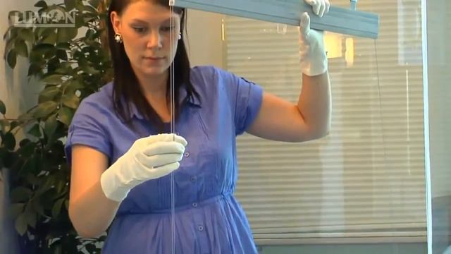 Безрамное остекление Lumon: установка жалюзи