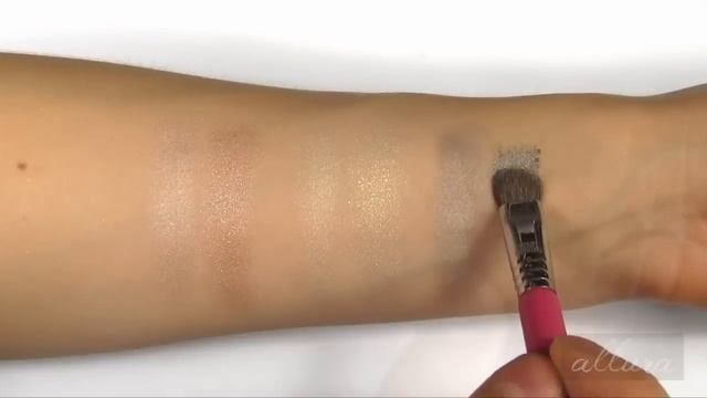 MAC Lightness of Being Collection: Live Swatches & Review смотреть онлайн