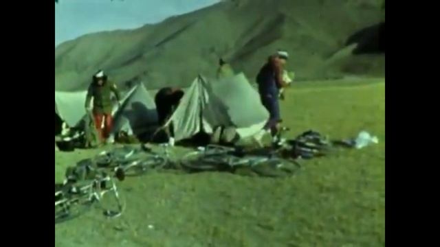 Як виглядав велотуризм в СРСР. Відеозвіт про подорож Львів - Памір, 1986 рік смотреть онлайн