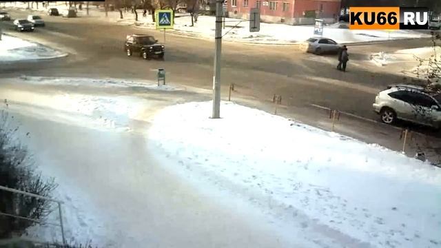 Помощь пожилому смотреть онлайн
