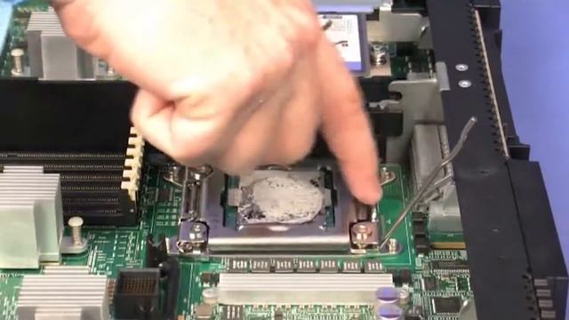 Lenovo Flex x280/x480/x880 installing a microprocessor and heat sink смотреть онлайн