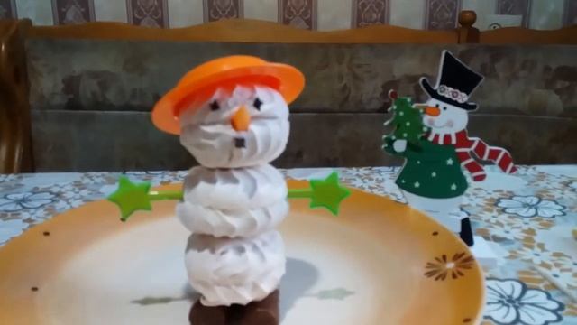 Фруктовые и сладкие снеговики. Sweet Snowmen. Süßeschneemänner. Bonhommes De Neige Doux. #甜蜜的雪人.