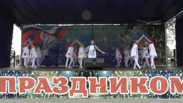 "Веснушки" ( детский танец ) смотреть онлайн
