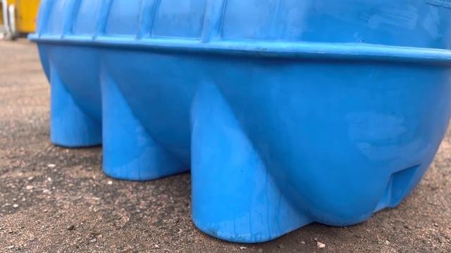 Пластиковая емкость горизонтальная ОГ 1500 литров для воды, пищевых продуктов, дизельного топлива смотреть онлайн