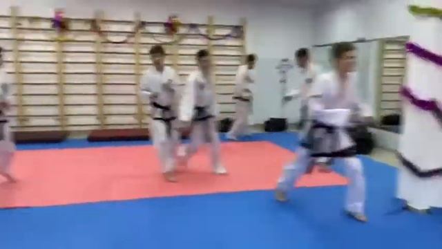 Мастер класс Андрея Кетова по спаррингу в Кирове смотреть онлайн