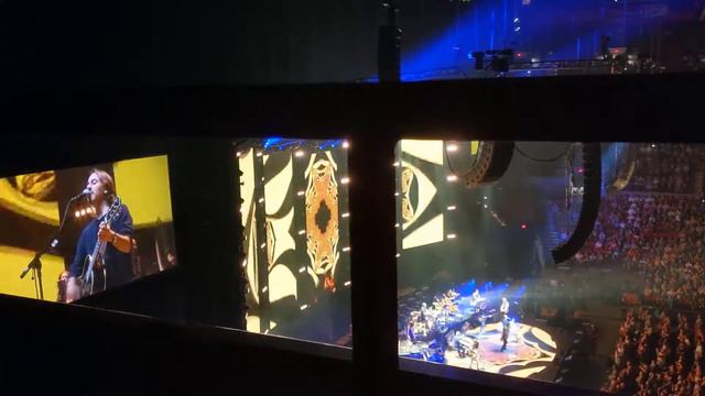 ELO feat. Dhani Harrison - Handle With Care(live) 6-29-19 Portland Oregon смотреть онлайн