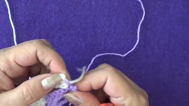 Двухцветный ажурный узор Галочки смотреть онлайн