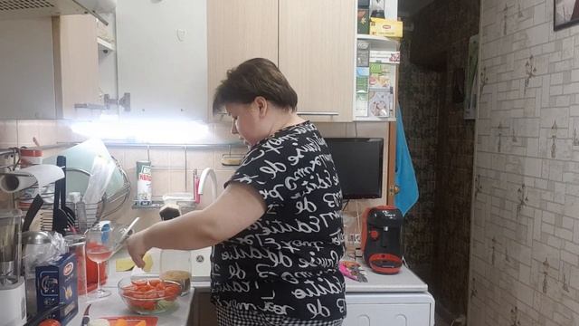 Готовлю вкусный салат Неудержалась и сделала еще заказ в ОЗОН Делаю вкусный МИЛК ШЕЙК смотреть онлайн