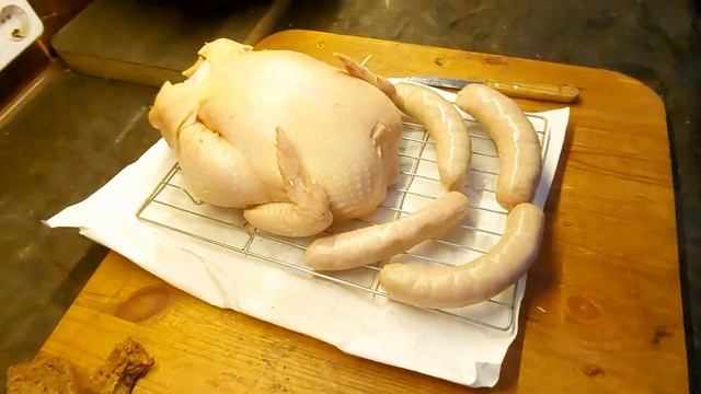 КУРИЦА с КОЛБАСКАМИ смотреть онлайн
