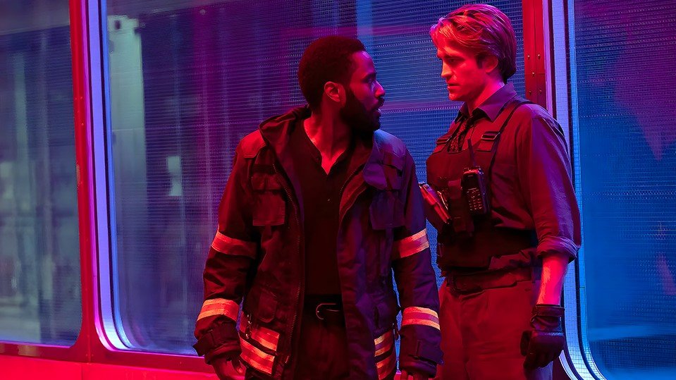 Довод 2020 После теракта в киевском оперном театре агент ЦРУ объединяется с британской разведкой смотреть онлайн