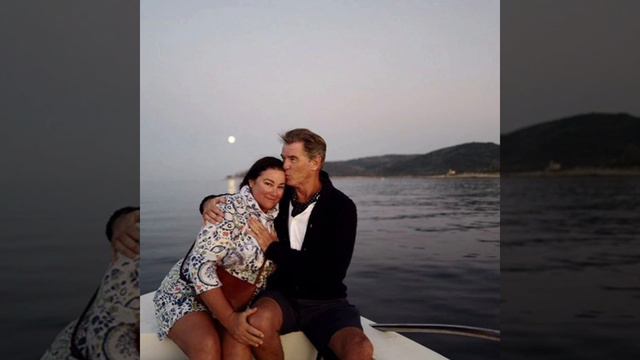 "Некрасивые"жены голливудских красавцев.В чем секрет?Они смогли найти мужчину мечты.И вы сможете. смотреть онлайн