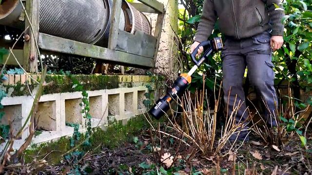 WORX WG585E Dual Battery LEAFJET Cordless Garden Leaf Blower - WORX UK