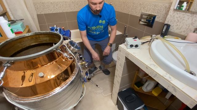 Как я мою свой новый медный ПВК после перегонки браги. смотреть онлайн