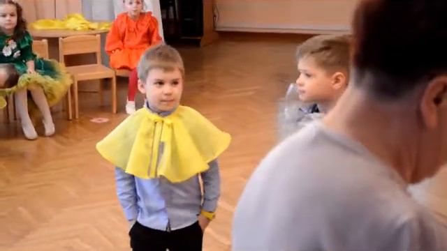 Утренник в детском садике 583 г Киева 8 марта 2018 часть 3 смотреть онлайн
