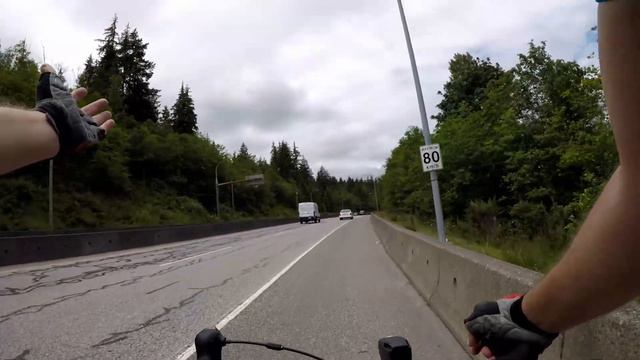 Close pass in Port Moody, Canada 20/06/2022 смотреть онлайн