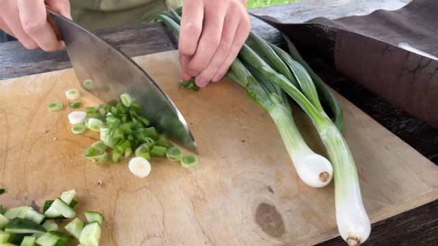 ЛУЧШИЙ НОЖ ДЛЯ КУХНИ | СЕРБСКИЙ НОЖ от Кузницы 7/НОЖЕЙ. смотреть онлайн