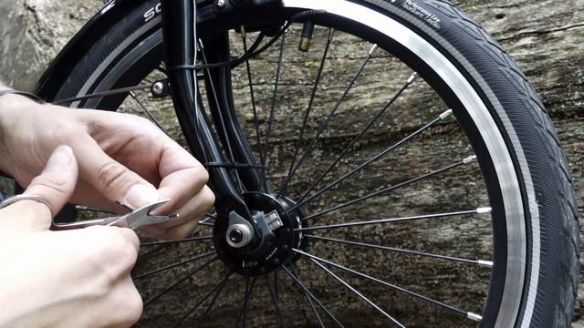 Brompton dynamo light - fitting a Busch and Muller Dynamo Light - Cyo N Plus 60 смотреть онлайн