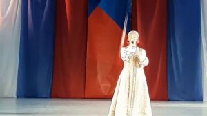 «Ты, Россиюшка моя». Слова и музыка Елены Гуляевой, исполняет Анна Швецова.