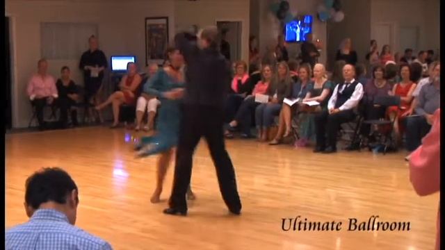 Rumba Performance by Julie and Ben at Ultimate Ballroom Dance Studio in Memphis смотреть онлайн