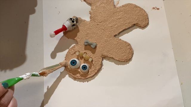 Gingerdead Man Ornaments Tutorial Creepy Christmas Craft смотреть онлайн