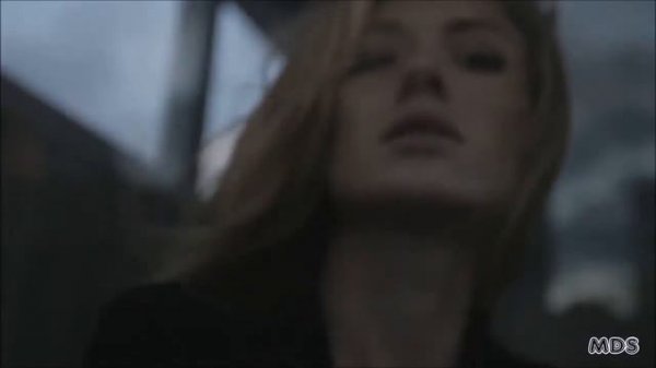 Artik feat. Asti - Кто Я Тебе (Diggo & Dizza Remix) (Video Edit) Lyrics