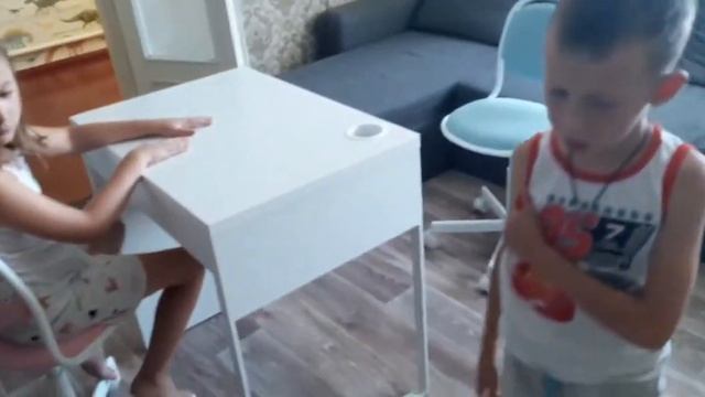 собираем мебель IKEA - MICKE, ÖRFJÄLL и обустраиваем детские комнаты смотреть онлайн