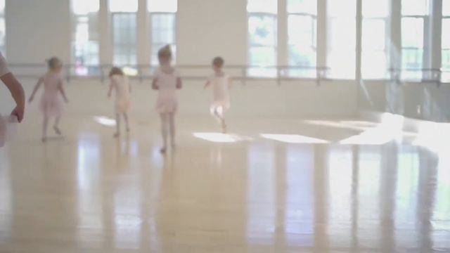 Miss Mirta Welcome Baby Ballet Dancers