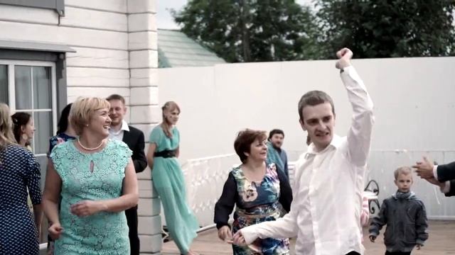 Сюрприз от брата на свадьбу) смотреть онлайн