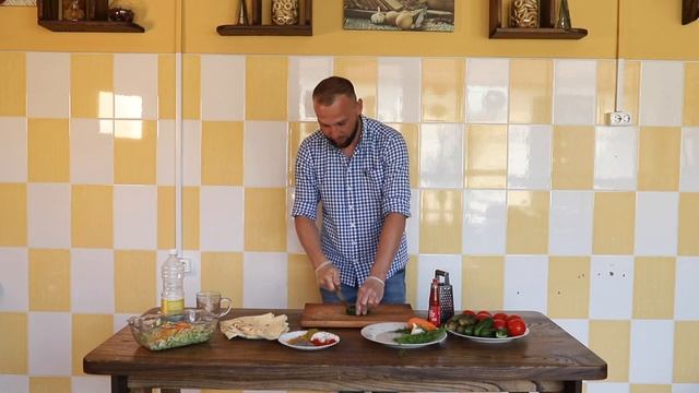 Как приготовить шаверму дома. Готовим шаурму, шаверму, шаву по Питерскому рецепту. смотреть онлайн