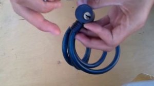 Как открыть замок без ключа ???