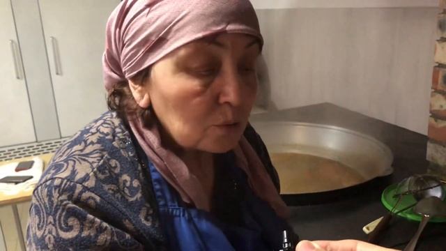 КРЫМ. ИФТАР в мечети КЪАДЫР ДЖАМИ в месяц РАМАЗАН. Мусульманский ПОСТ. Крымские татары в с. Левадки смотреть онлайн