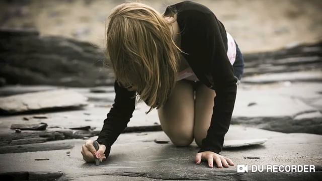 В любовь не играют! Песня поставь лайк и лови сердечко слушай песню) Ане смотреть онлайн