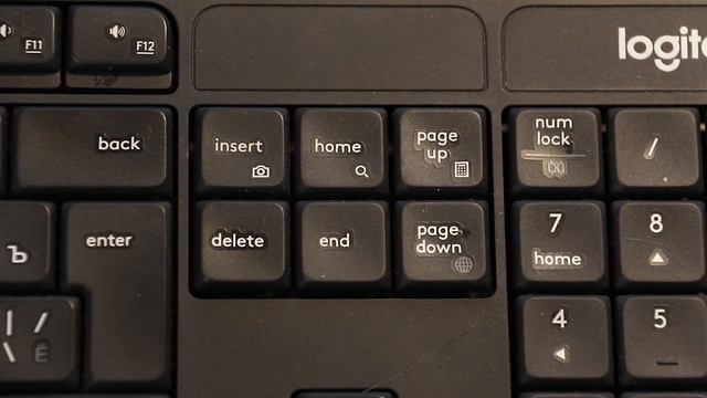 ОНЛАЙН ТРЕЙД.РУ Видеообзор на Клавиатура Logitech K375s Wireless Multi-Device Keyboard & Stand Blac смотреть онлайн