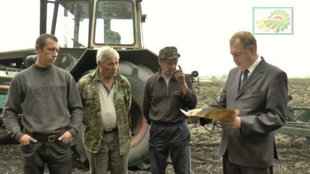 Вручение Почетных грамот передовикам уборочной страды Ульяновского района смотреть онлайн