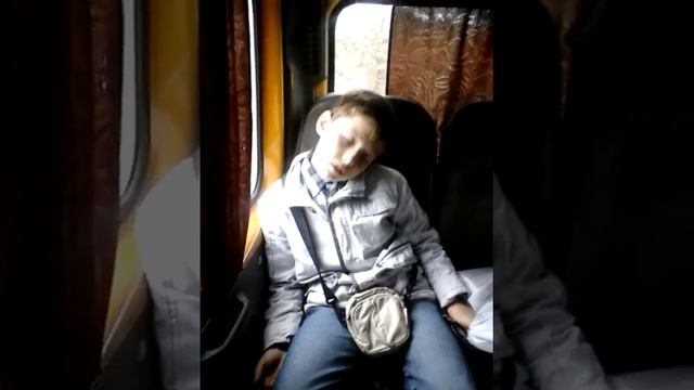 Смешное: сон в маршрутке смотреть онлайн
