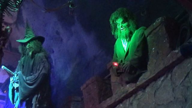 VLOG! Замок Дракулы! DRACULA CASTLE ! LITLE VAMPIRE ADVENTURE! смотреть онлайн