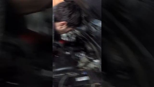 Как дядька попал на капитальный ремонт двигателя! И сюрприз от авто ваза!) смотреть онлайн