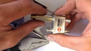 как снять антенную заглушку