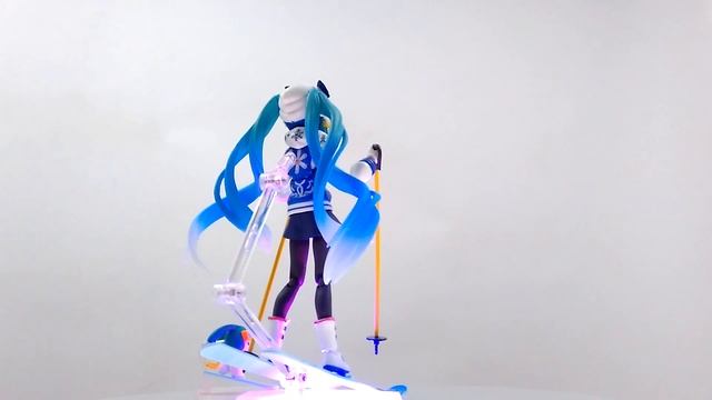 初音未來 Figma EX-030 公仔 1602 雪 未來 Snow Owl ver. смотреть онлайн