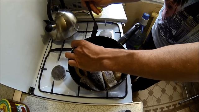 Ароматные блины с малиной