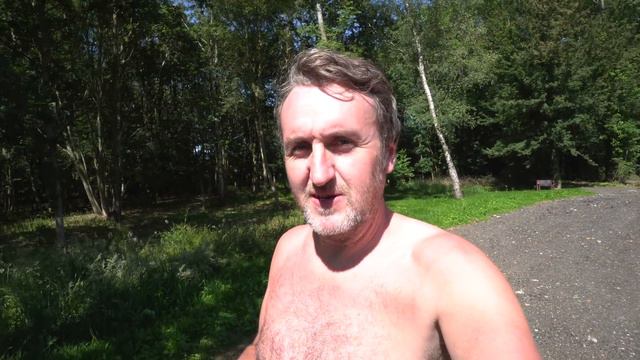 AMAZING OFF GRID SOLAR POWERED CABIN | POWERED BY VICTRON ENERGY смотреть онлайн