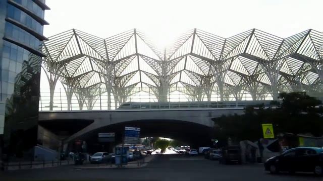 Santiago Calatrava, Gare do Oriente, Parque das Nações, Lisboa смотреть онлайн