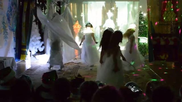 ДС 32 Новогоднее представление гр Радуга 25 12 2018 смотреть онлайн