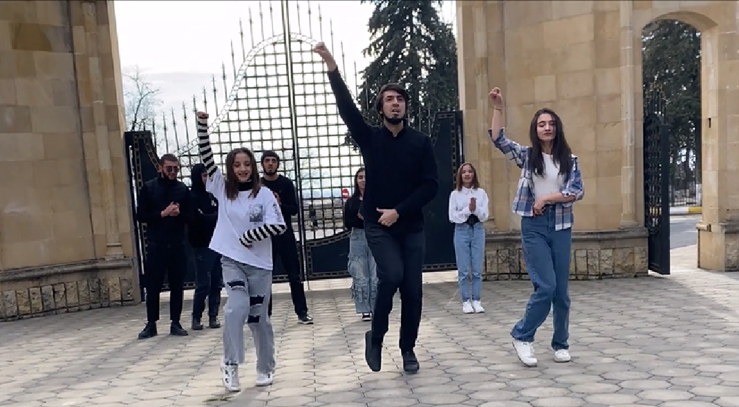 Шибаба Рибаба ALISHKA Лезгинка 2024 Lezginka Chechen Dance Девушки Танцуют Классно Zaqatala Park смотреть онлайн