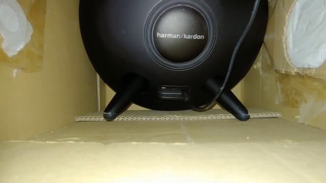 Harman Kardon Onyx Studio 4 Nice Bass Test!!! смотреть онлайн