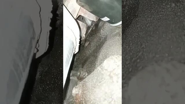 Шевроле Ланос 1.5,запах горелого масла в салоне,течь масла с под ГБЦ смотреть онлайн