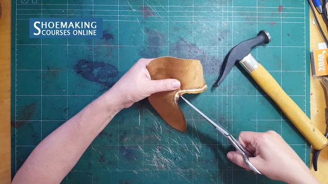 How to Fold a Shoe Upper?![Making of shoes] смотреть онлайн
