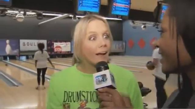 Pinheads Bowling Challenge смотреть онлайн