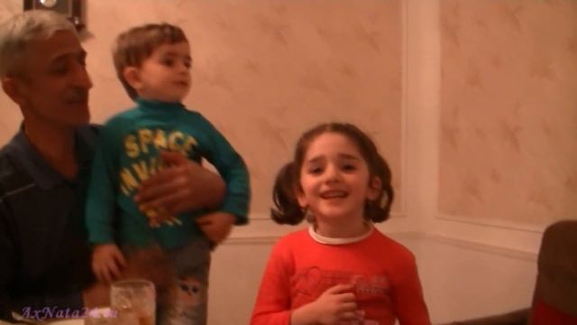 День рождения ч.6-я.Юбилей Кямала, в гостях у брата,подарки от друзей.Вечерний чай с Н.Ахмедовой смотреть онлайн